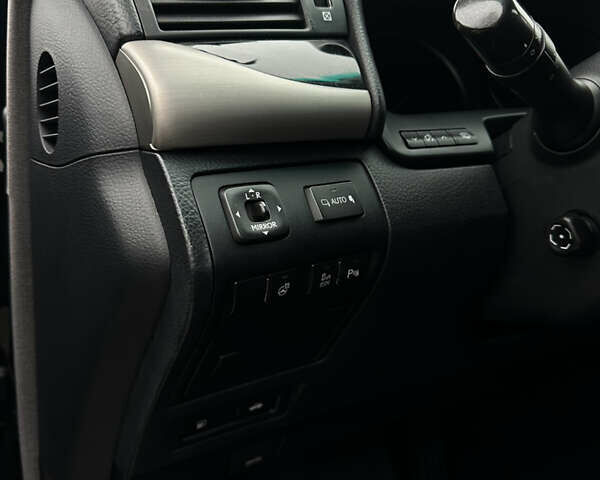 Чорний Лексус ЛС, об'ємом двигуна 4.61 л та пробігом 190 тис. км за 23900 $, фото 31 на Automoto.ua