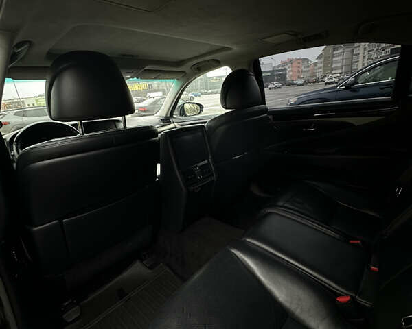 Чорний Лексус ЛС, об'ємом двигуна 4.61 л та пробігом 190 тис. км за 23900 $, фото 24 на Automoto.ua