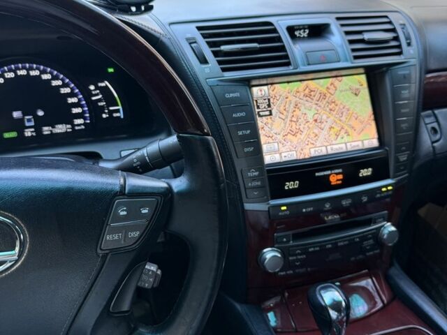 Чорний Лексус ЛС, об'ємом двигуна 5 л та пробігом 180 тис. км за 14900 $, фото 1 на Automoto.ua