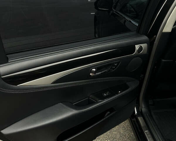 Чорний Лексус ЛС, об'ємом двигуна 4.61 л та пробігом 190 тис. км за 23900 $, фото 21 на Automoto.ua