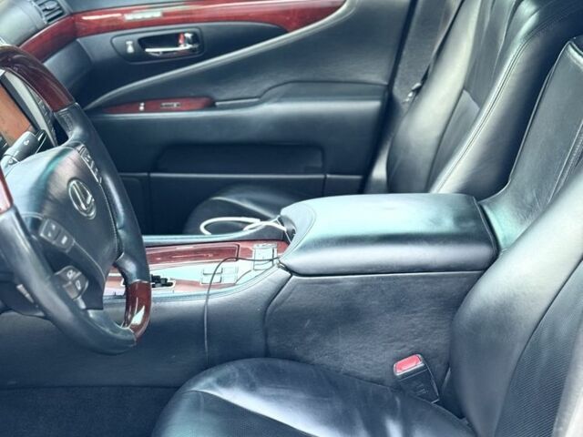 Чорний Лексус ЛС, об'ємом двигуна 5 л та пробігом 180 тис. км за 14900 $, фото 11 на Automoto.ua