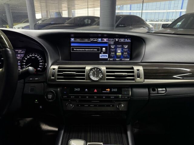 Чорний Лексус ЛС, об'ємом двигуна 4.6 л та пробігом 254 тис. км за 22900 $, фото 21 на Automoto.ua