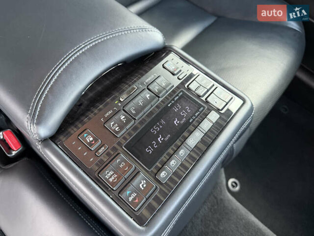 Черный Лексус ЛС, объемом двигателя 5 л и пробегом 194 тыс. км за 34999 $, фото 50 на Automoto.ua
