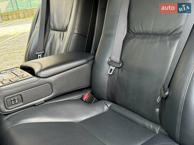 Черный Лексус ЛС, объемом двигателя 5 л и пробегом 194 тыс. км за 34999 $, фото 37 на Automoto.ua