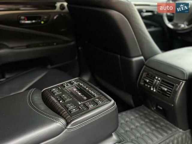 Черный Лексус ЛС, объемом двигателя 4.61 л и пробегом 165 тыс. км за 21500 $, фото 30 на Automoto.ua