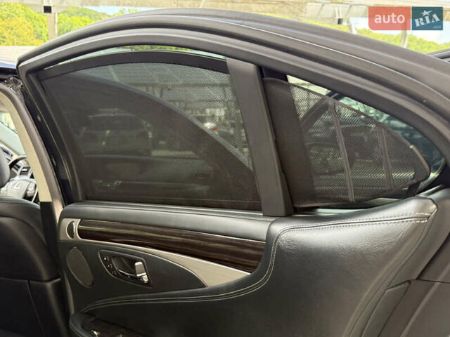 Черный Лексус ЛС, объемом двигателя 5 л и пробегом 194 тыс. км за 34999 $, фото 40 на Automoto.ua