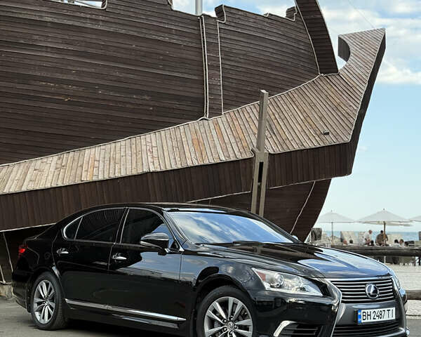 Черный Лексус ЛС, объемом двигателя 4.61 л и пробегом 254 тыс. км за 25000 $, фото 3 на Automoto.ua