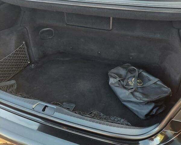 Черный Лексус ЛС, объемом двигателя 5 л и пробегом 137 тыс. км за 40000 $, фото 3 на Automoto.ua