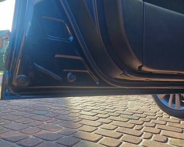 Черный Лексус ЛС, объемом двигателя 5 л и пробегом 137 тыс. км за 40000 $, фото 5 на Automoto.ua