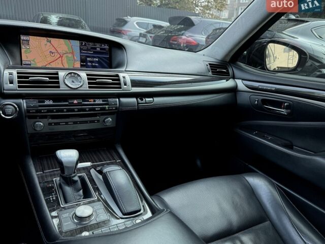 Черный Лексус ЛС, объемом двигателя 4.61 л и пробегом 215 тыс. км за 24500 $, фото 25 на Automoto.ua