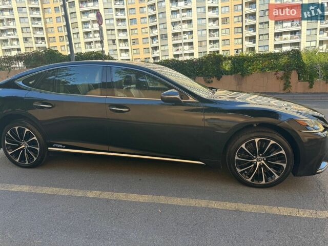 Черный Лексус ЛС, объемом двигателя 3.46 л и пробегом 265 тыс. км за 45000 $, фото 3 на Automoto.ua