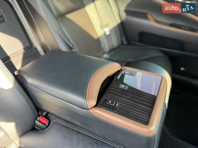 Черный Лексус ЛС, объемом двигателя 4.61 л и пробегом 90 тыс. км за 29900 $, фото 29 на Automoto.ua