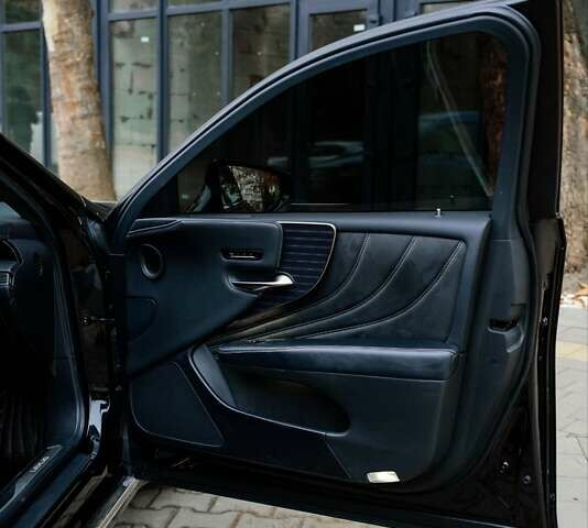 Черный Лексус ЛС, объемом двигателя 3.44 л и пробегом 101 тыс. км за 45000 $, фото 57 на Automoto.ua