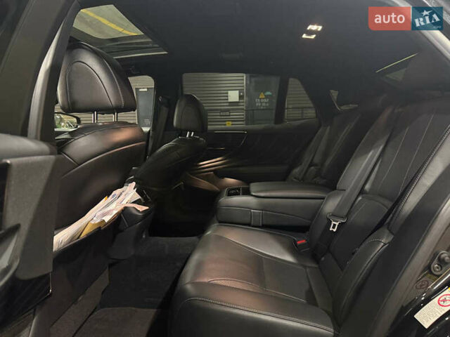 Черный Лексус ЛС, объемом двигателя 3.5 л и пробегом 73 тыс. км за 44000 $, фото 1 на Automoto.ua