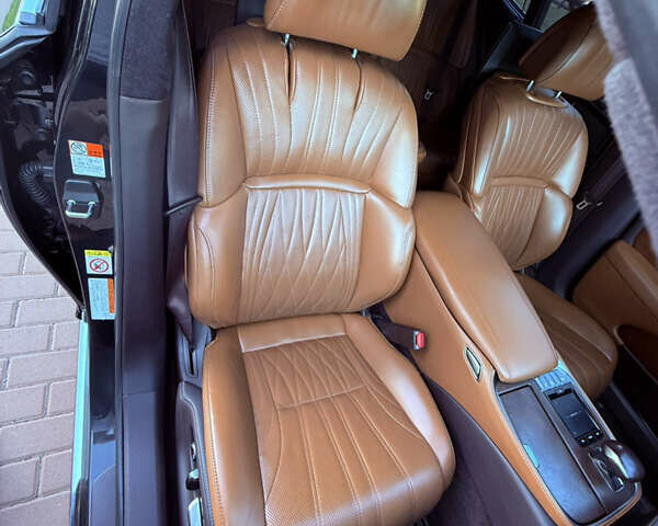 Черный Лексус ЛС, объемом двигателя 3.46 л и пробегом 177 тыс. км за 55555 $, фото 35 на Automoto.ua