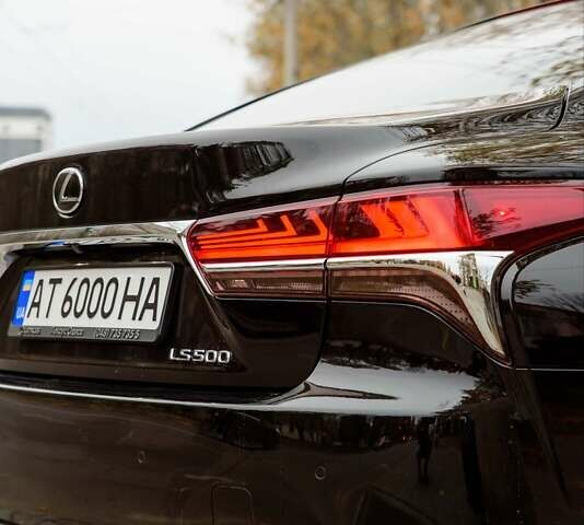 Черный Лексус ЛС, объемом двигателя 3.44 л и пробегом 101 тыс. км за 45000 $, фото 49 на Automoto.ua