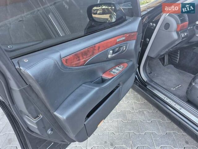 Черный Лексус ЛС, объемом двигателя 4.6 л и пробегом 163 тыс. км за 15900 $, фото 9 на Automoto.ua