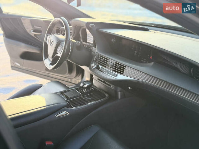 Черный Лексус ЛС, объемом двигателя 3.46 л и пробегом 79 тыс. км за 44000 $, фото 9 на Automoto.ua