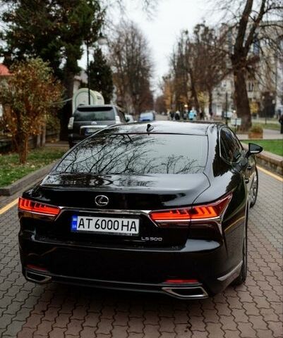 Чорний Лексус ЛС, об'ємом двигуна 3.44 л та пробігом 106 тис. км за 41000 $, фото 5 на Automoto.ua