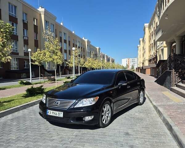 Черный Лексус ЛС, объемом двигателя 4.6 л и пробегом 163 тыс. км за 15900 $, фото 53 на Automoto.ua