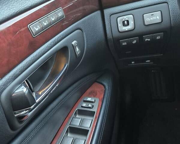 Черный Лексус ЛС, объемом двигателя 4.6 л и пробегом 163 тыс. км за 15900 $, фото 33 на Automoto.ua