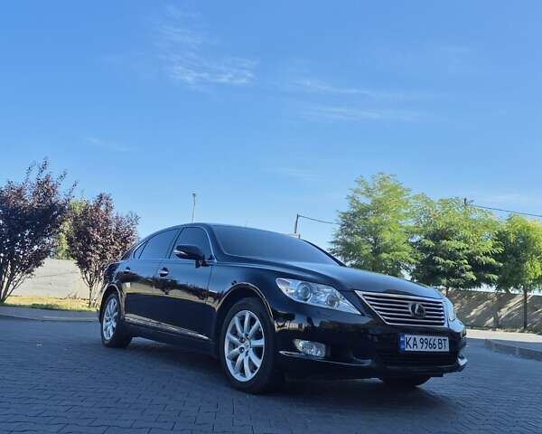 Черный Лексус ЛС, объемом двигателя 4.6 л и пробегом 163 тыс. км за 15900 $, фото 19 на Automoto.ua