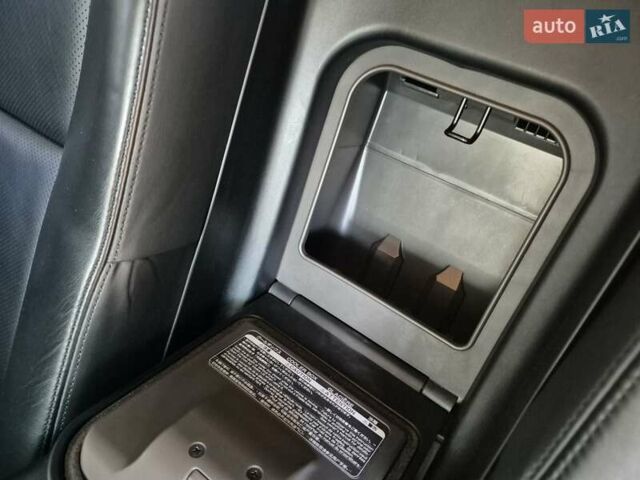 Черный Лексус ЛС, объемом двигателя 4.6 л и пробегом 163 тыс. км за 15900 $, фото 39 на Automoto.ua