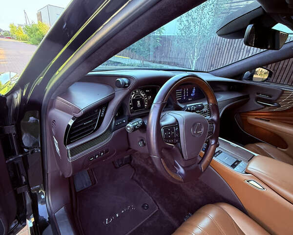 Черный Лексус ЛС, объемом двигателя 3.46 л и пробегом 177 тыс. км за 55555 $, фото 41 на Automoto.ua
