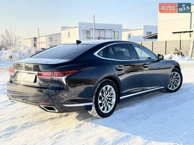 Черный Лексус ЛС, объемом двигателя 3.46 л и пробегом 79 тыс. км за 44000 $, фото 3 на Automoto.ua