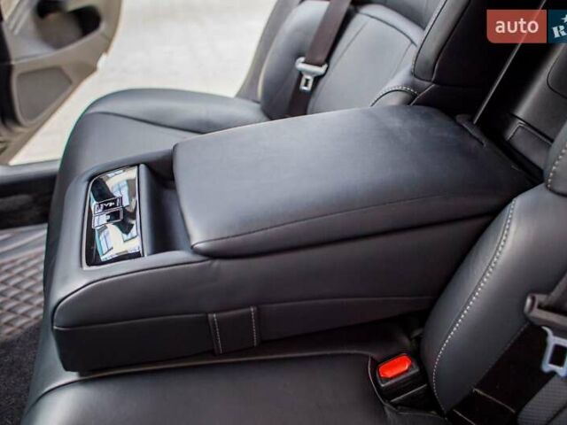 Черный Лексус ЛС, объемом двигателя 3.46 л и пробегом 85 тыс. км за 46000 $, фото 47 на Automoto.ua