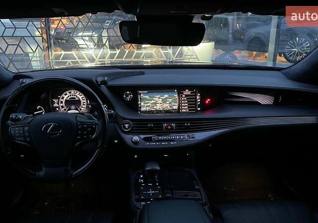 Черный Лексус ЛС, объемом двигателя 3.46 л и пробегом 30 тыс. км за 70704 $, фото 7 на Automoto.ua