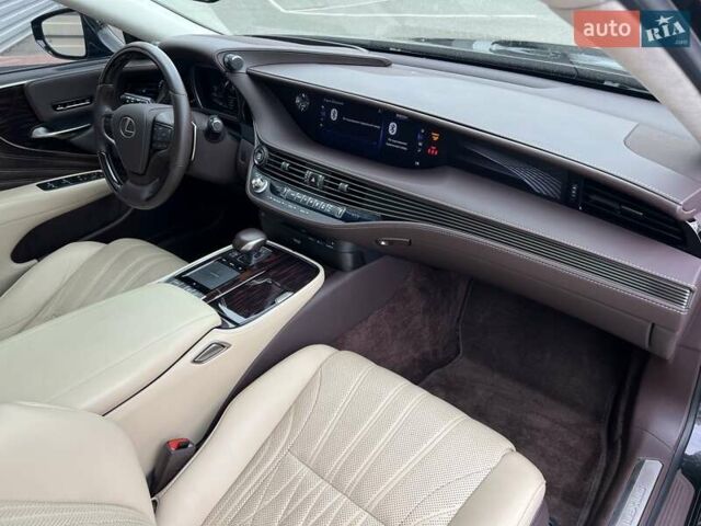 Черный Лексус ЛС, объемом двигателя 3.44 л и пробегом 117 тыс. км за 43000 $, фото 33 на Automoto.ua