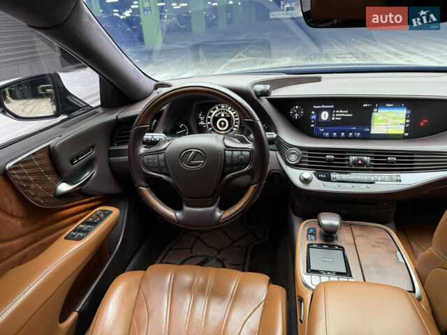 Чорний Лексус ЛС, об'ємом двигуна 3.5 л та пробігом 177 тис. км за 47000 $, фото 21 на Automoto.ua