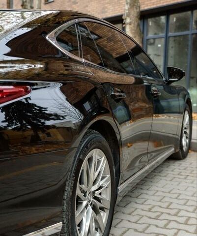 Чорний Лексус ЛС, об'ємом двигуна 3.44 л та пробігом 106 тис. км за 41000 $, фото 11 на Automoto.ua