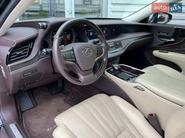 Черный Лексус ЛС, объемом двигателя 3.44 л и пробегом 117 тыс. км за 43000 $, фото 18 на Automoto.ua
