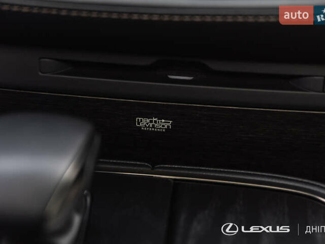Чорний Лексус ЛС, об'ємом двигуна 3.45 л та пробігом 39 тис. км за 87000 $, фото 29 на Automoto.ua