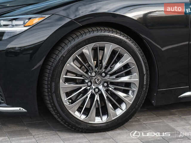 Чорний Лексус ЛС, об'ємом двигуна 3.45 л та пробігом 39 тис. км за 87000 $, фото 11 на Automoto.ua