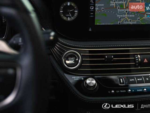 Чорний Лексус ЛС, об'ємом двигуна 3.45 л та пробігом 39 тис. км за 87000 $, фото 30 на Automoto.ua