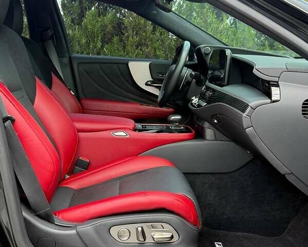 Черный Лексус ЛС, объемом двигателя 3.44 л и пробегом 25 тыс. км за 83000 $, фото 25 на Automoto.ua