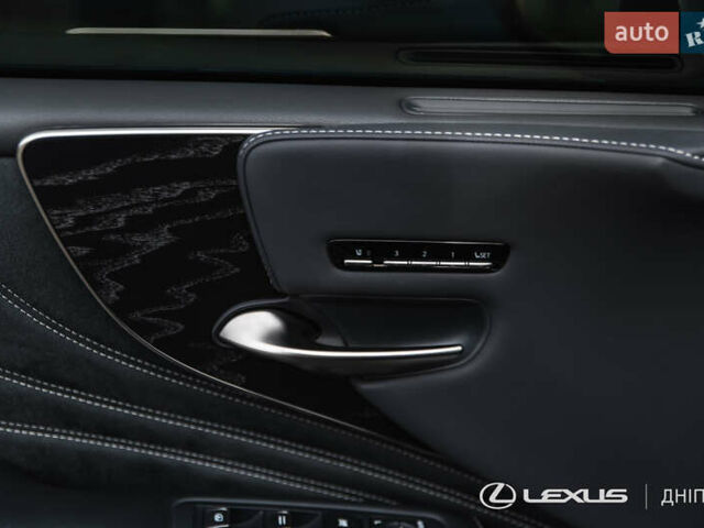 Чорний Лексус ЛС, об'ємом двигуна 3.45 л та пробігом 39 тис. км за 87000 $, фото 22 на Automoto.ua