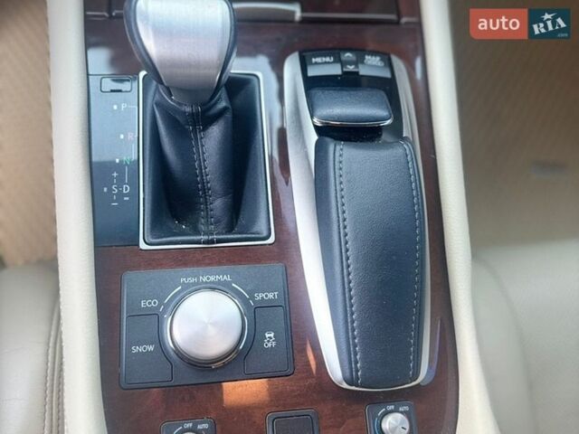 Красный Лексус ЛС, объемом двигателя 4.61 л и пробегом 177 тыс. км за 24300 $, фото 22 на Automoto.ua