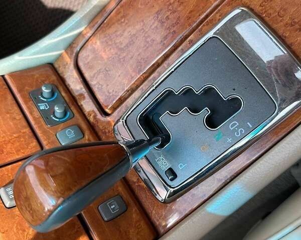 Лексус ЛС, объемом двигателя 0 л и пробегом 365 тыс. км за 9500 $, фото 23 на Automoto.ua
