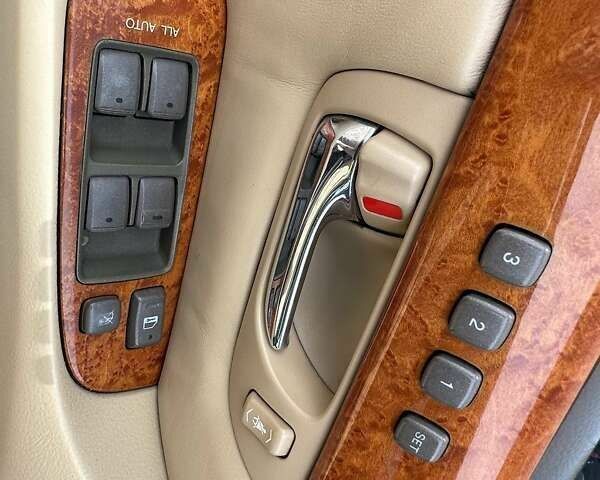 Лексус ЛС, объемом двигателя 0 л и пробегом 365 тыс. км за 9500 $, фото 20 на Automoto.ua
