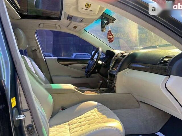 Лексус ЛС, об'ємом двигуна 4.6 л та пробігом 251 тис. км за 10900 $, фото 13 на Automoto.ua