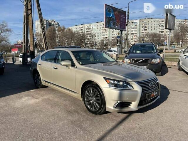 Лексус ЛС, об'ємом двигуна 5 л та пробігом 128 тис. км за 45000 $, фото 2 на Automoto.ua