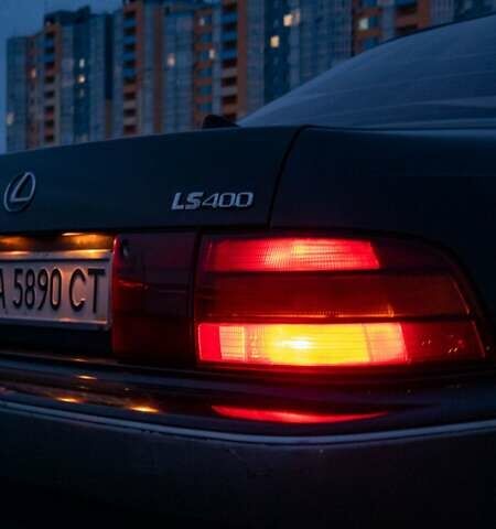 Лексус ЛС, объемом двигателя 3.97 л и пробегом 569 тыс. км за 4200 $, фото 3 на Automoto.ua
