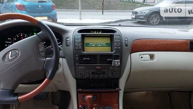 Лексус ЛС, об'ємом двигуна 4.29 л та пробігом 285 тис. км за 12000 $, фото 12 на Automoto.ua