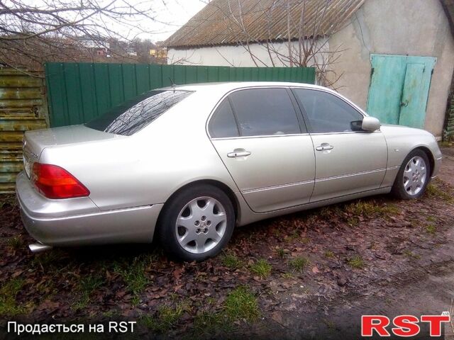 Лексус ЛС, об'ємом двигуна 4.3 л та пробігом 225 тис. км за 10000 $, фото 4 на Automoto.ua