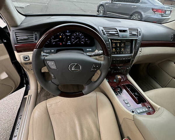 Лексус ЛС, об'ємом двигуна 4.6 л та пробігом 182 тис. км за 14600 $, фото 9 на Automoto.ua