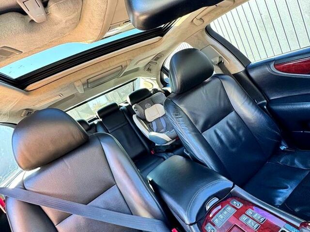 Лексус ЛС, об'ємом двигуна 4.6 л та пробігом 246 тис. км за 9500 $, фото 5 на Automoto.ua